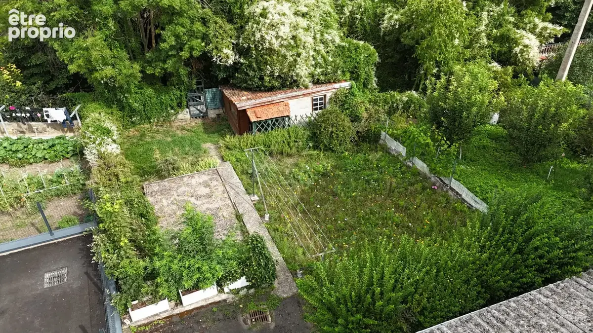 Charmante maison de ville à Vals-près-le-Puy  - 3 chambres - garage - jardin - photo 2