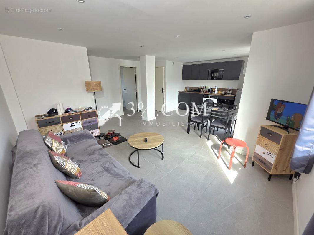 Appartement à FREJUS