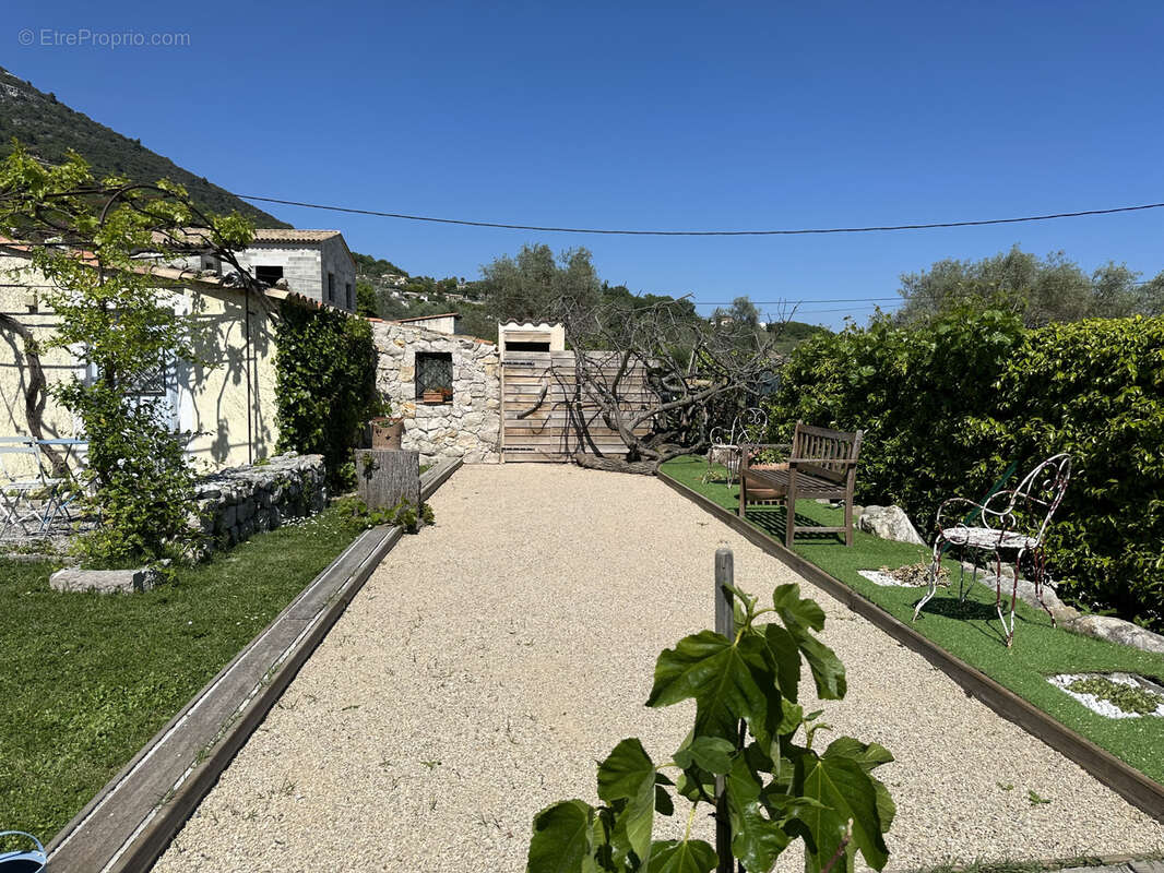 Maison à SAINT-JEANNET