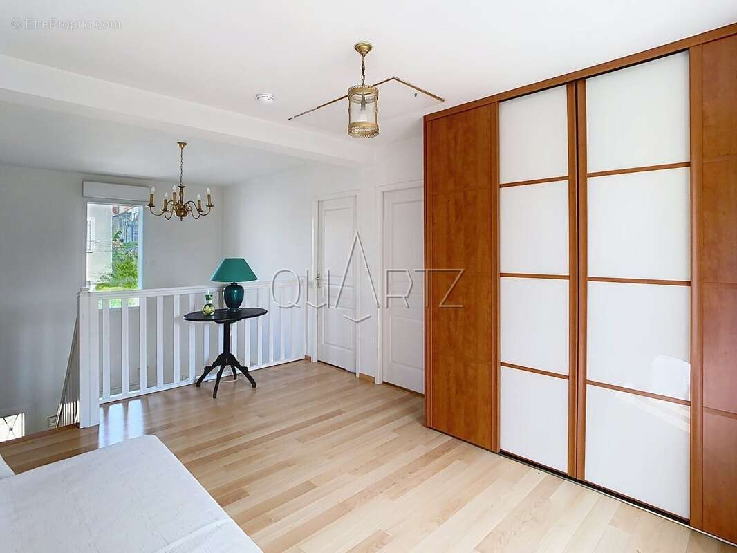 Maison à LE CHESNAY