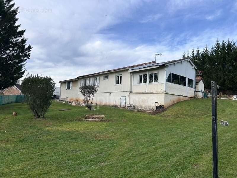 Dpt Dordogne (24), à vendre SAINT JORY LAS BLOUX maison P4 de 127 m² - Terrain de 3 670,00 m² - Plain pied - photo 10