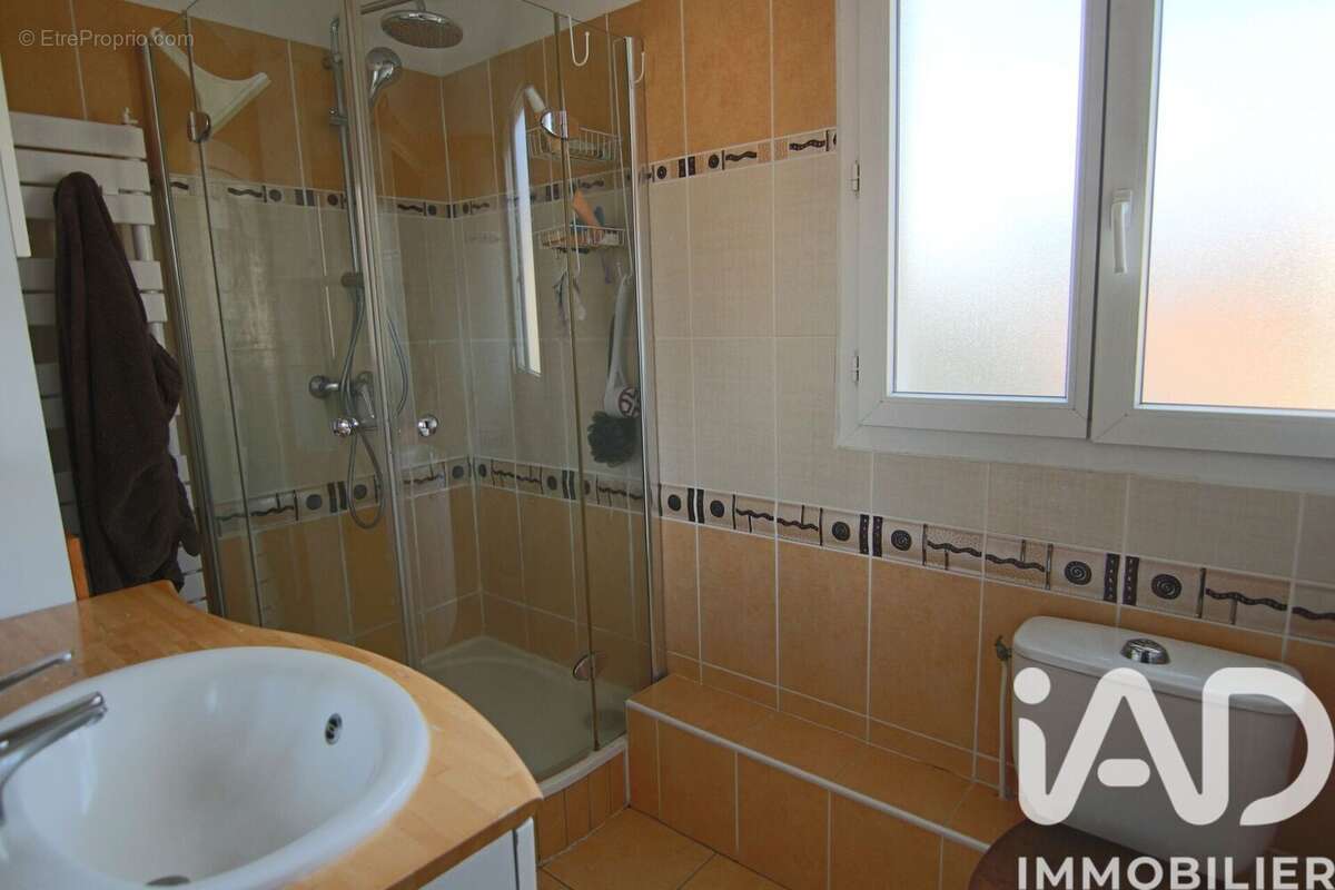 Photo 9 - Maison à SAVIGNY-LE-TEMPLE