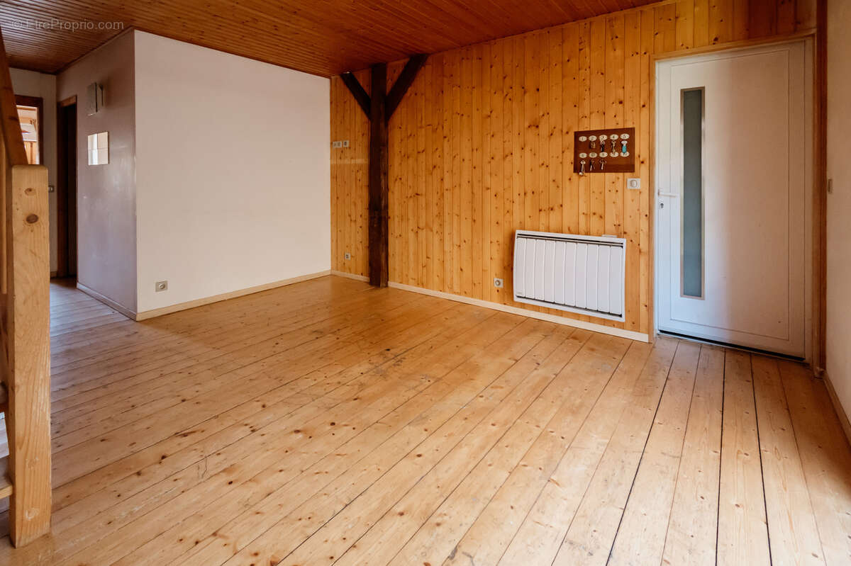 Appartement à JOUGNE