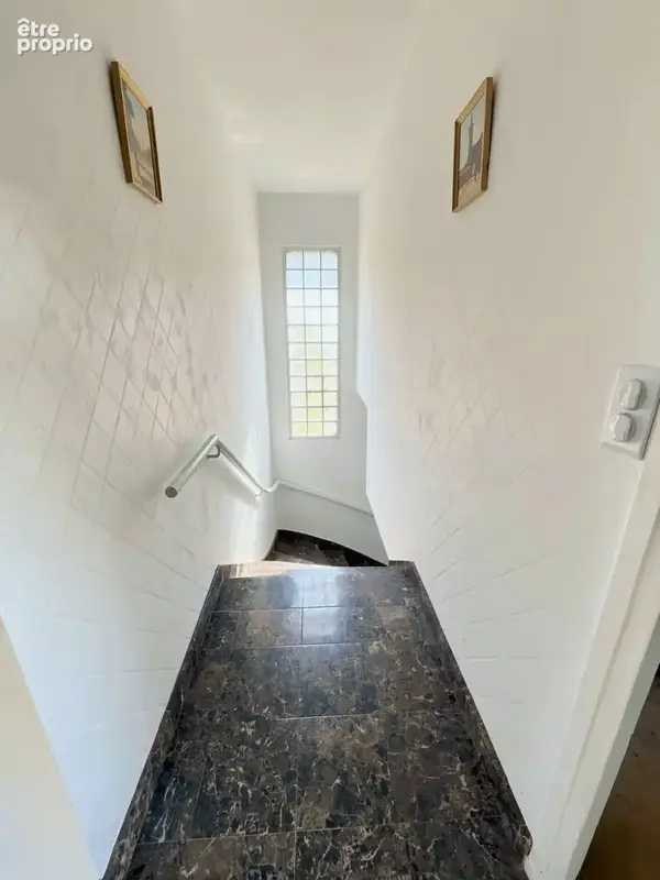 Maison familiale T6 de 205 m2 avec grand jardin - photo 6