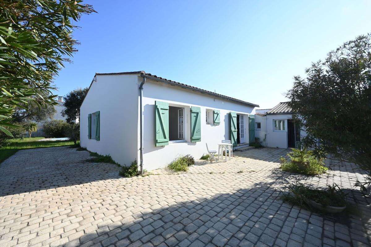 Maison à LA COUARDE-SUR-MER