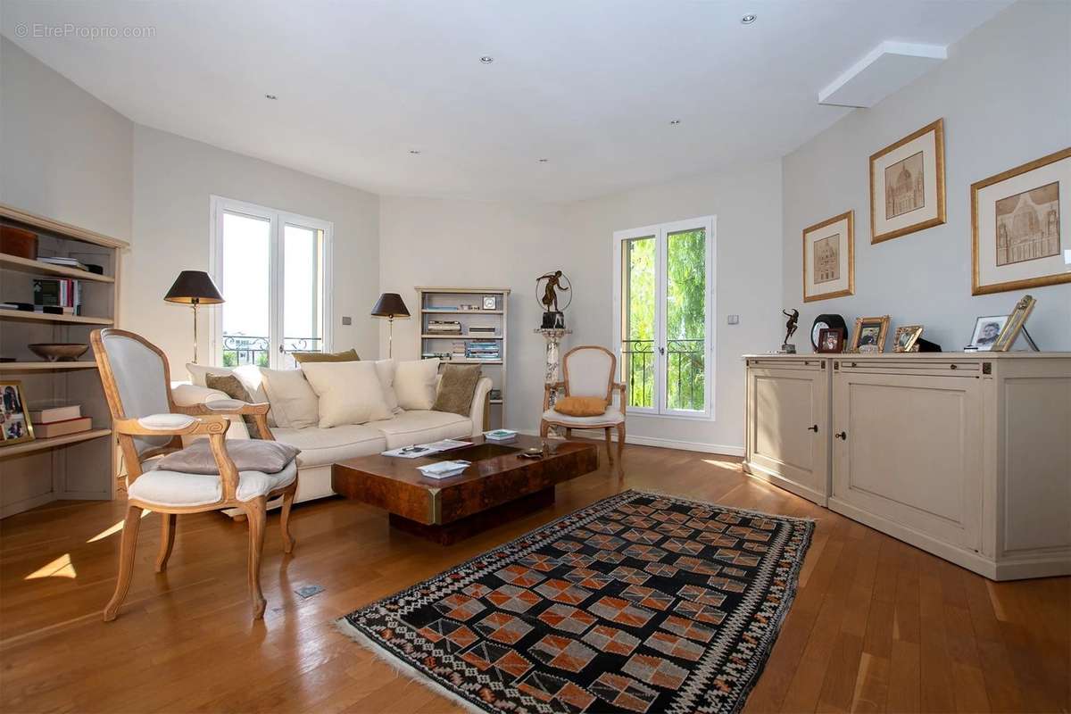 Maison à CAGNES-SUR-MER