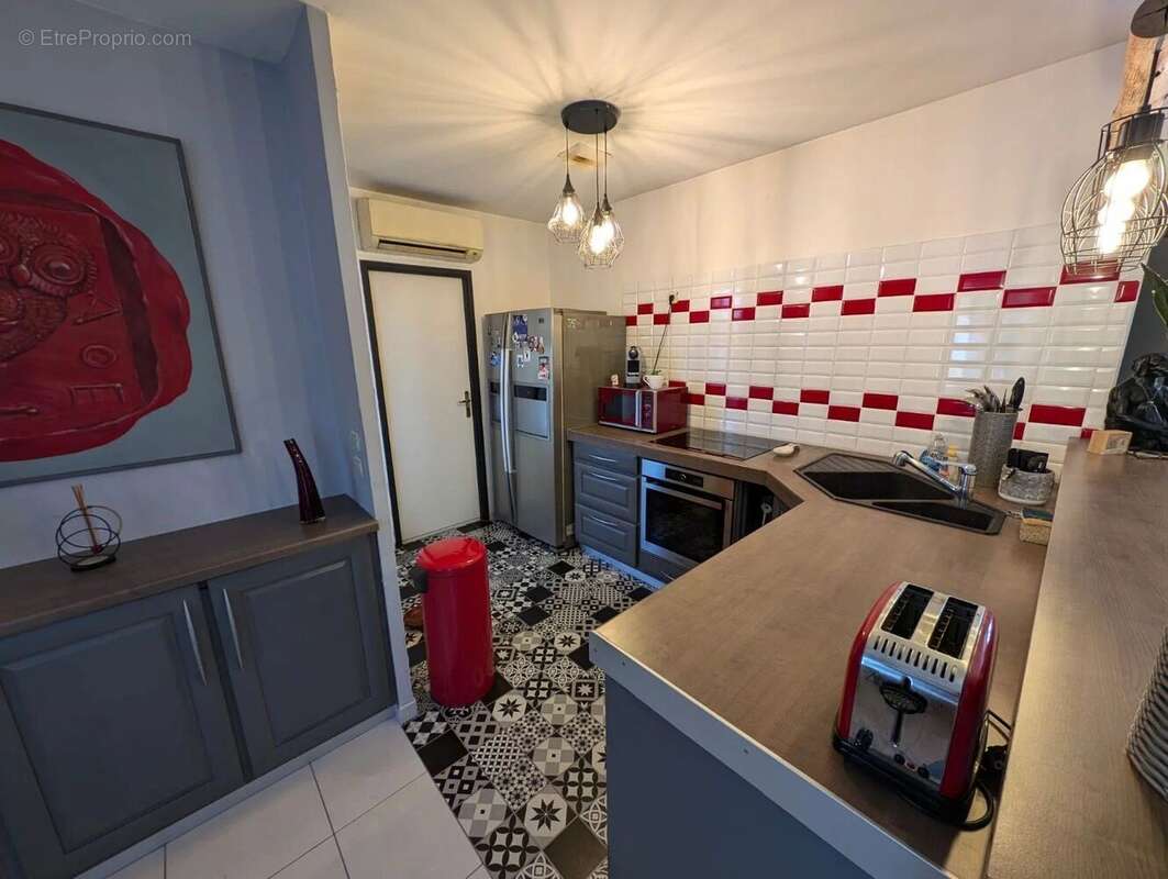 Maison à PELISSANNE