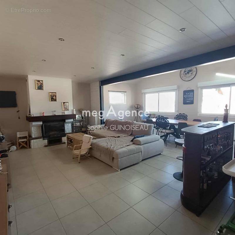 Maison à SAINT-LEGER-SOUS-CHOLET