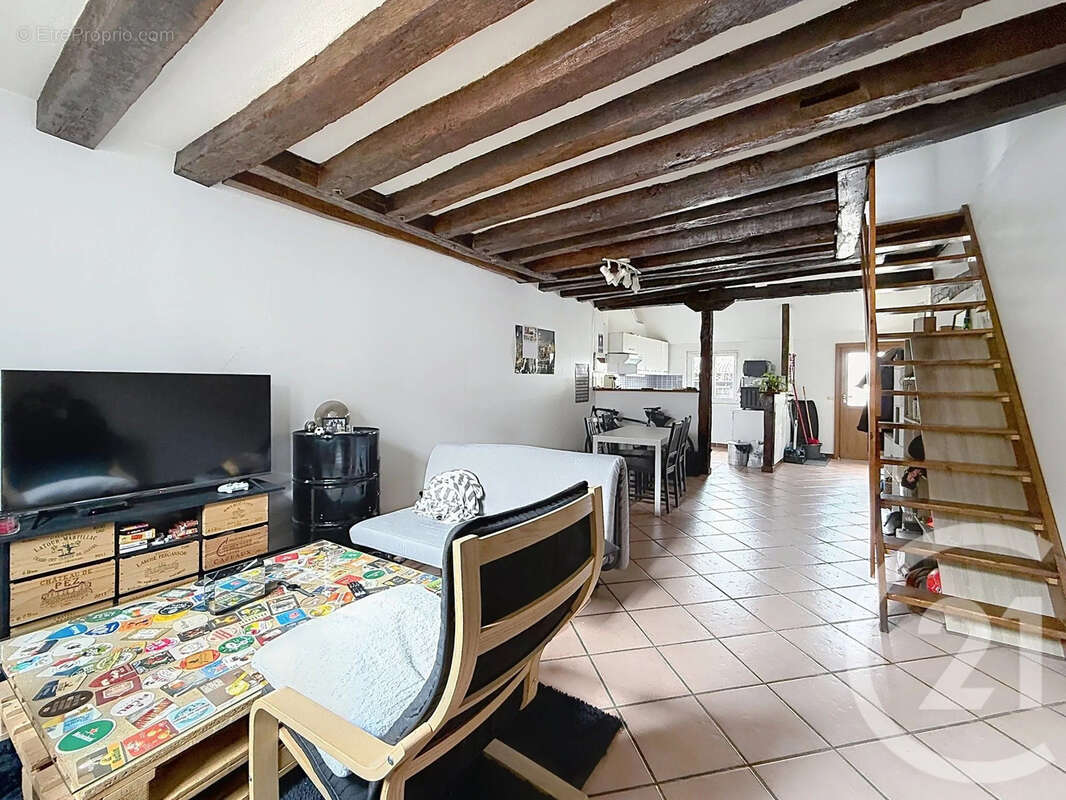Appartement 64 m² à Provins  - photo 2