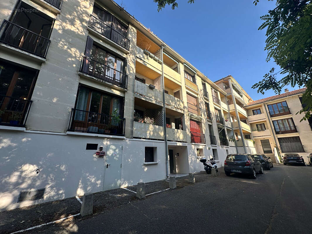 Appartement à AIX-EN-PROVENCE