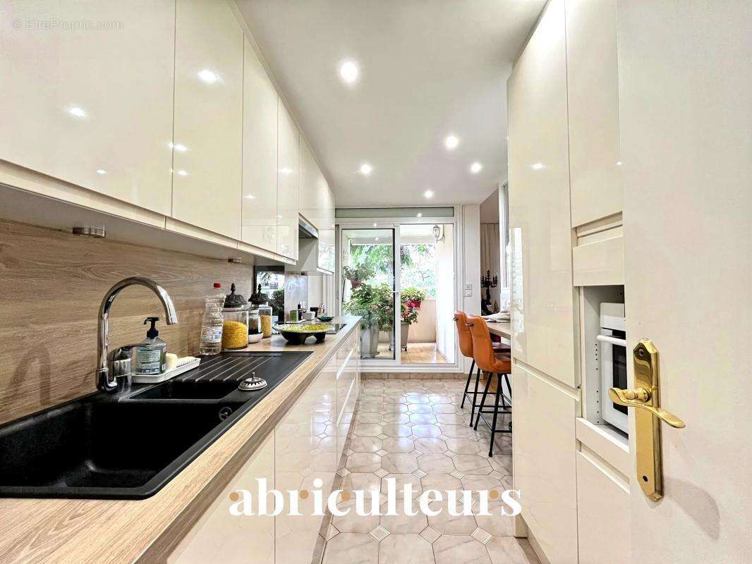 Appartement à EPINAY-SUR-SEINE