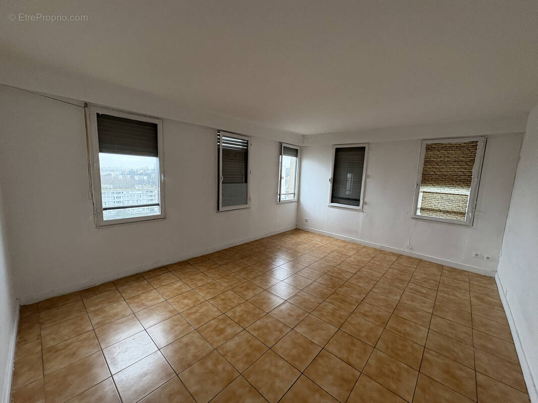 Appartement à SARCELLES