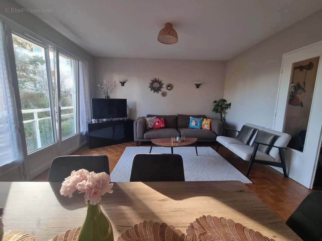 Appartement à CROISSY-SUR-SEINE