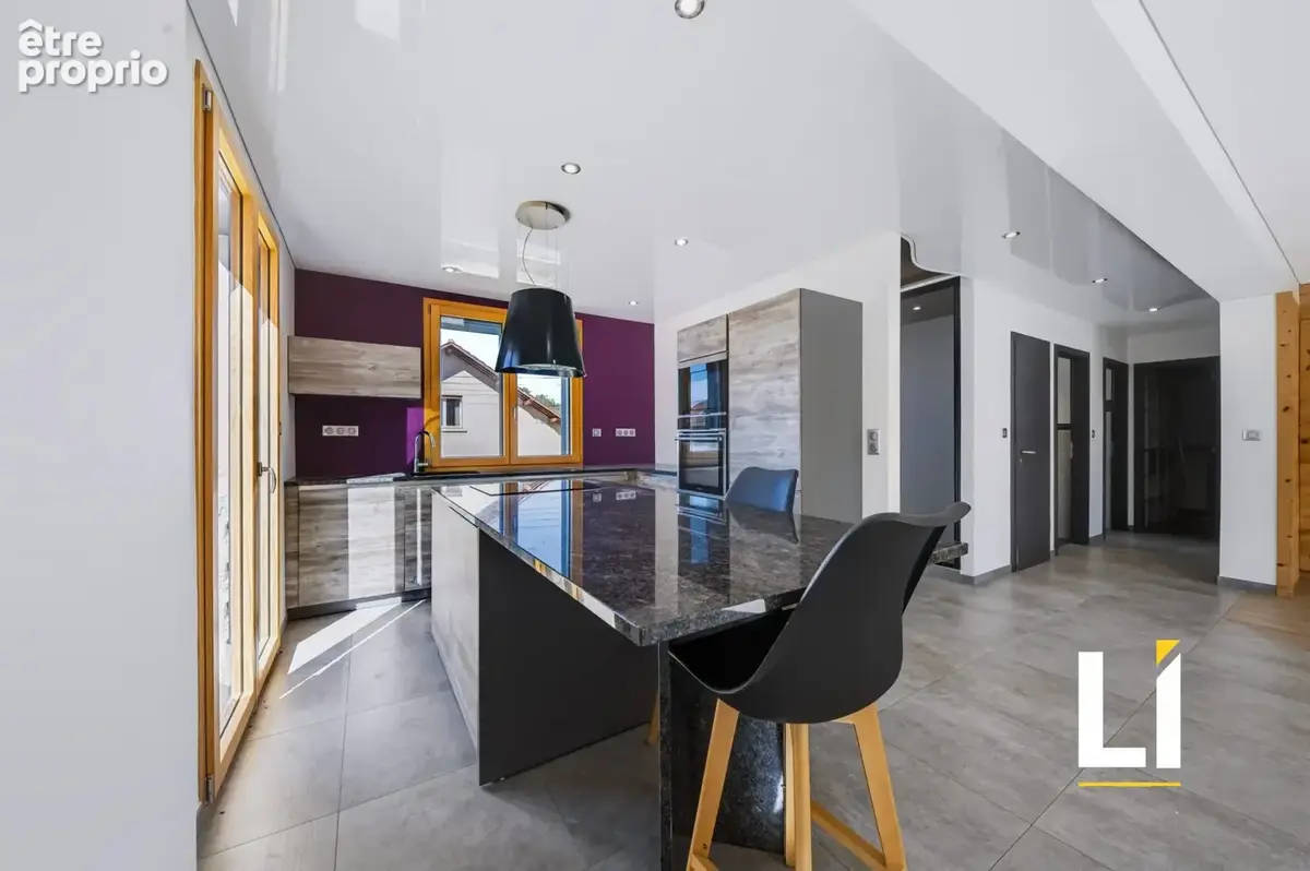 Maison 5 pièces 118 m² à vendre à Damprichard (25450) - photo 2
