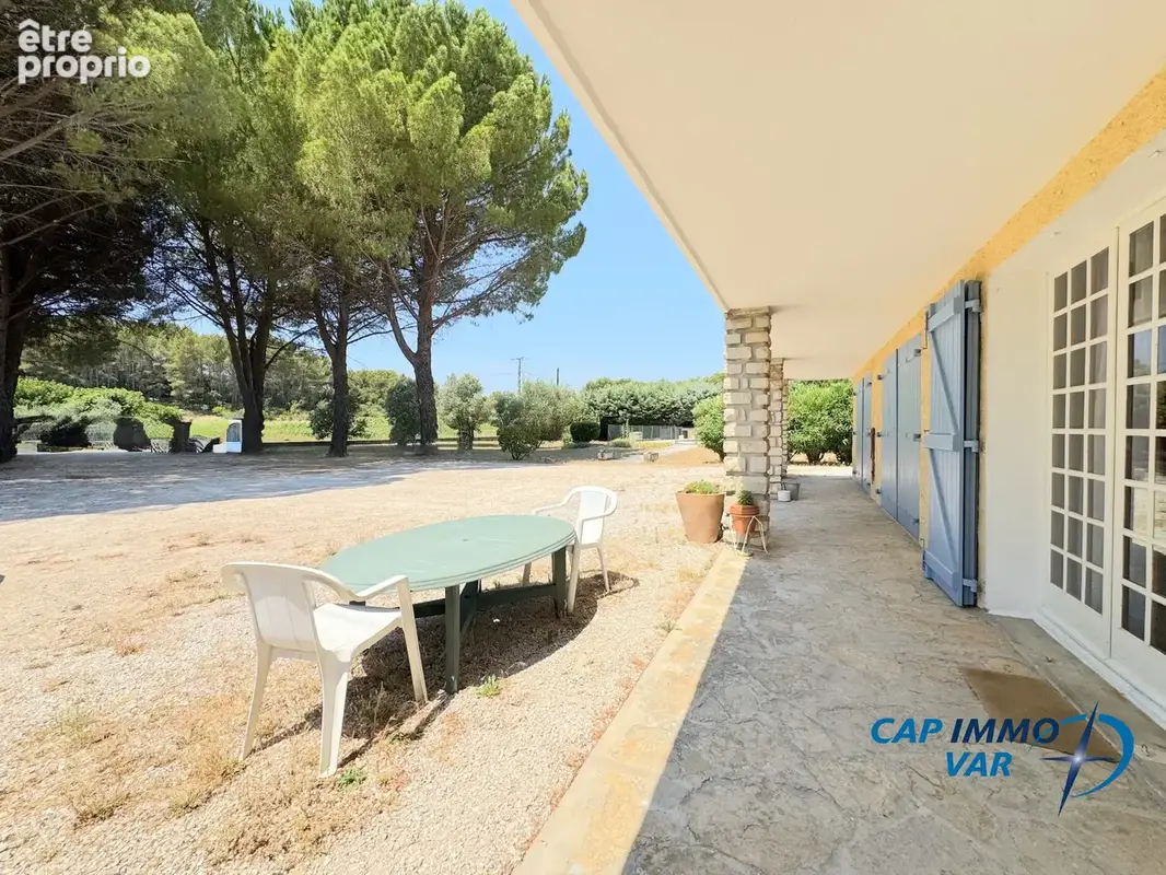 Maison 5 pièces 145 m² à vendre à Le Beausset (83330) - photo 5