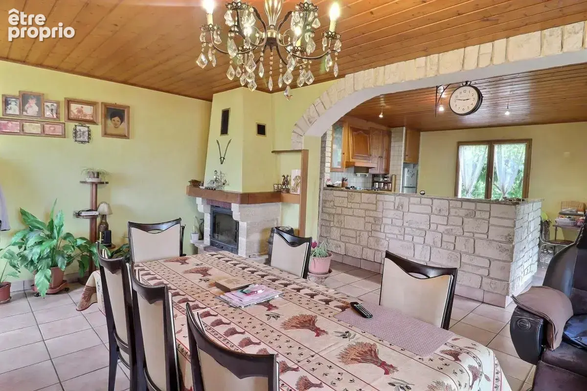 Tènement immobilier avec étang - photo 12