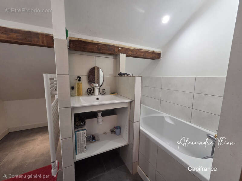 Maison à PONT-DE-CHERUY