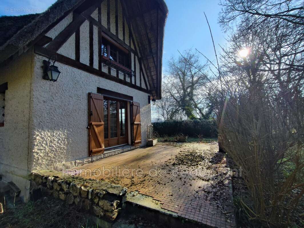 Maison à BEAUMONT-LE-ROGER