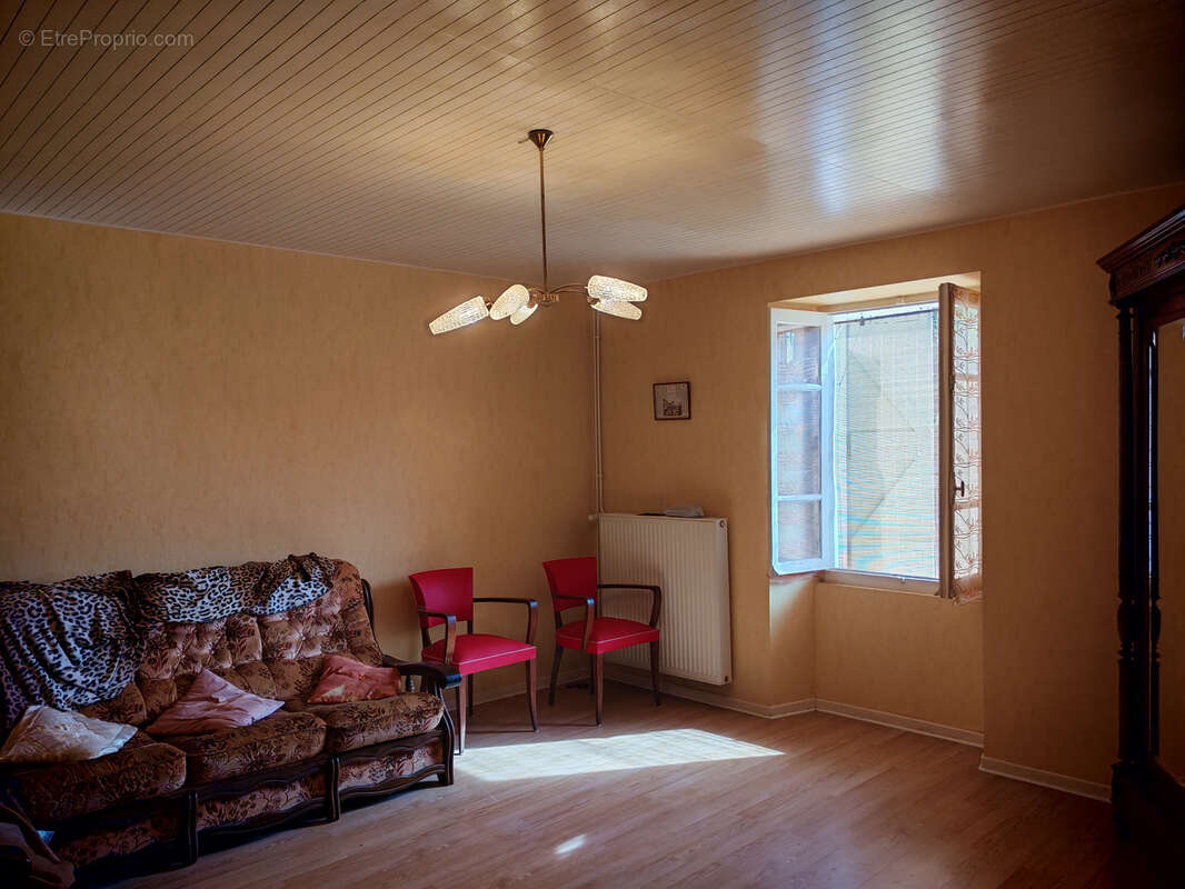 Maison à LISLE-SUR-TARN