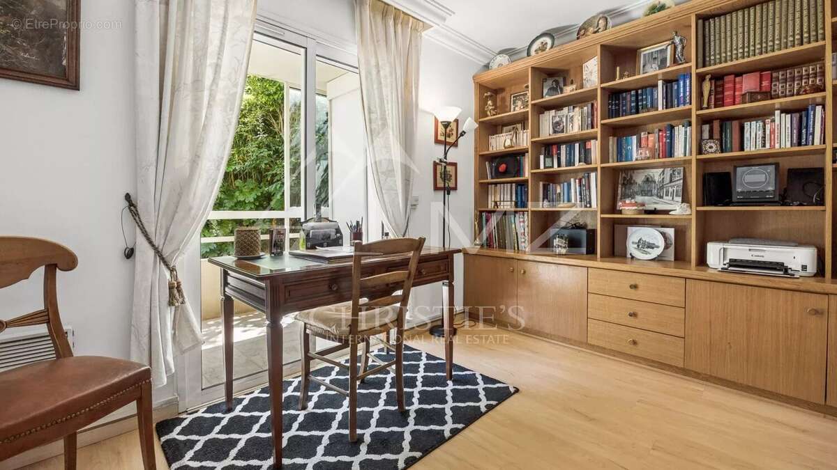 Appartement à LE CANNET