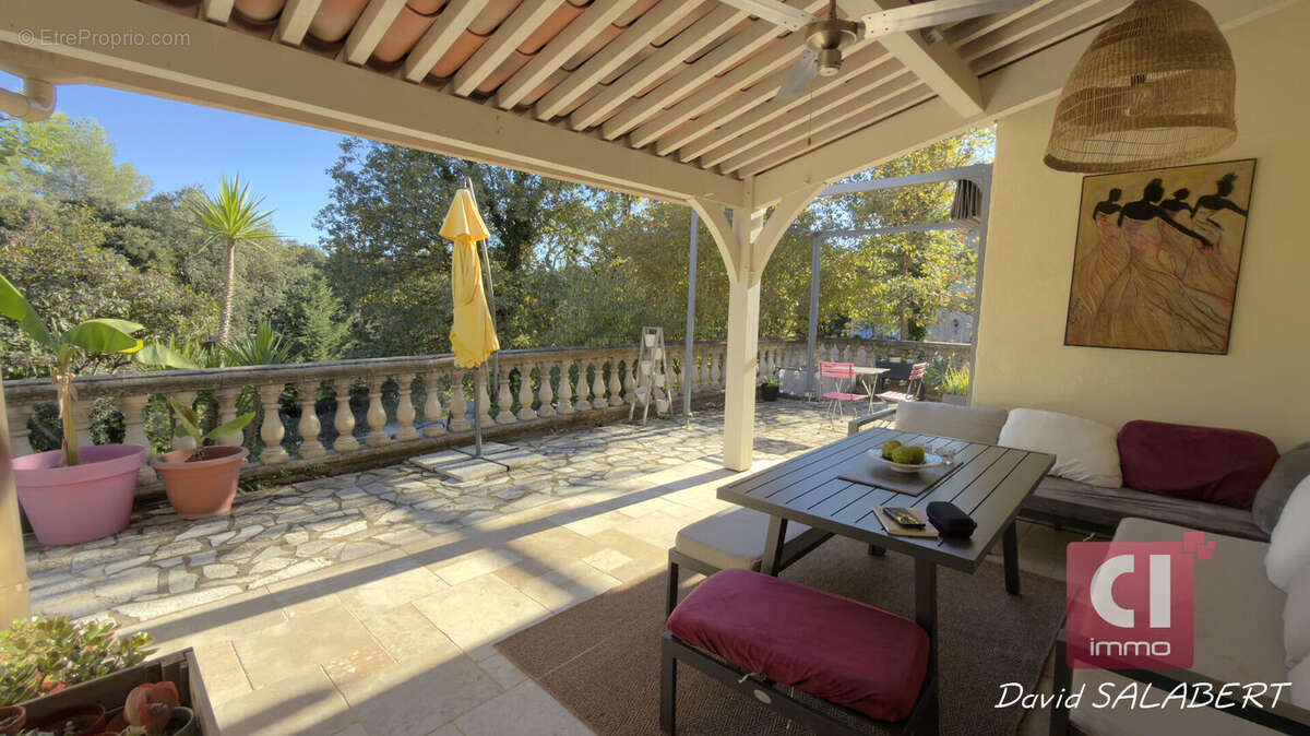 Maison à SAINTE-ANASTASIE-SUR-ISSOLE