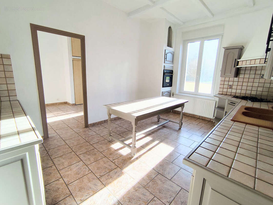 Appartement à BLAINVILLE-SUR-L'EAU