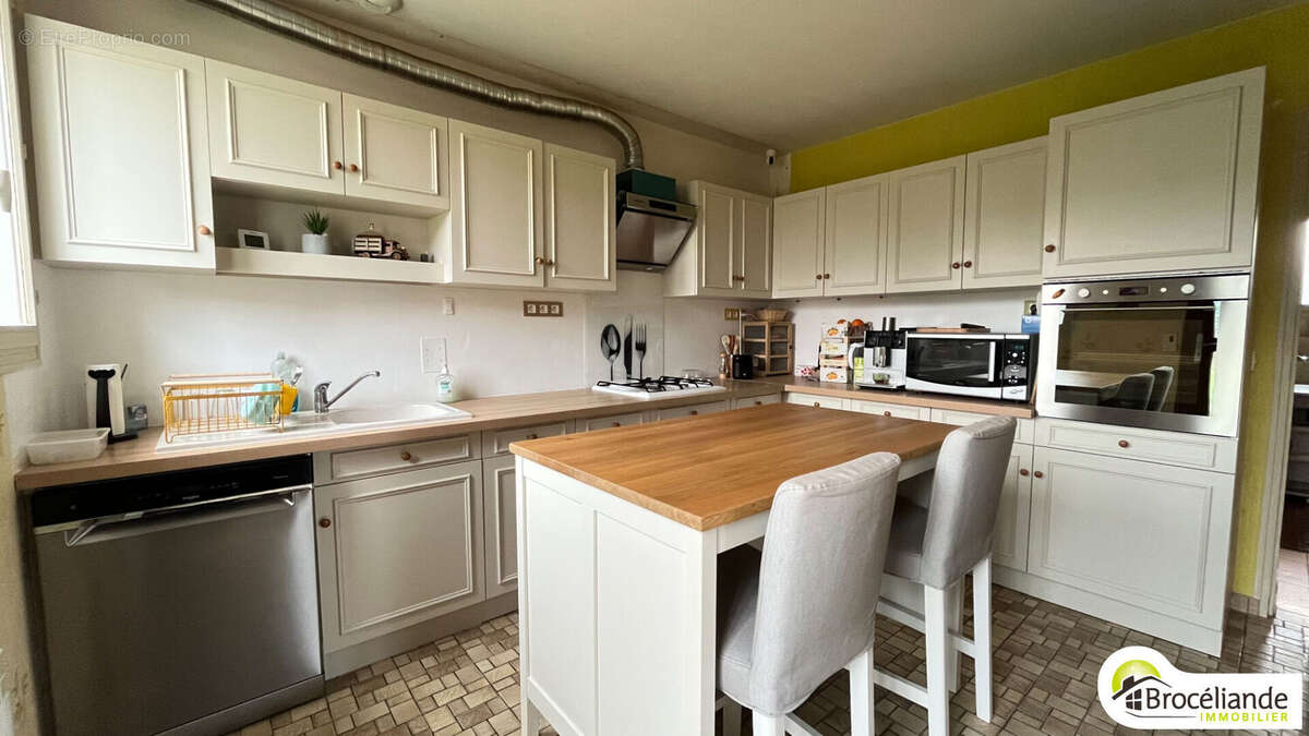 Maison à SAINT-GILLES