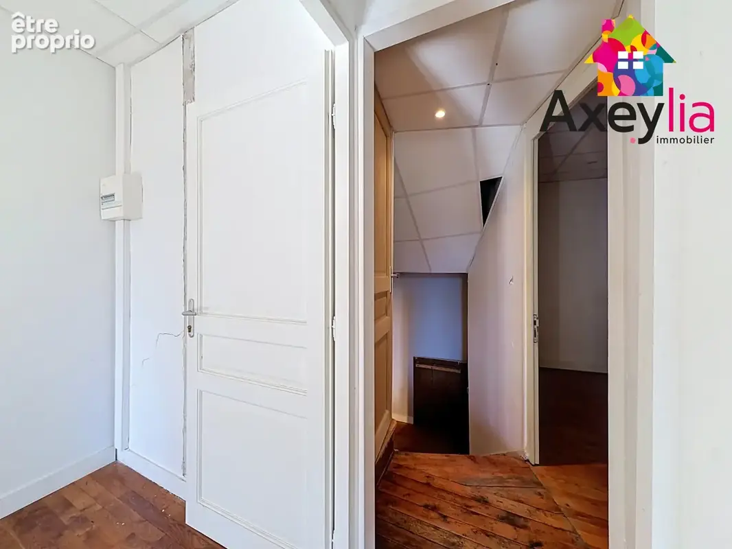 A vendre - saint galmier centre - immeuble entier 108 m2   beau potentiel - photo 7