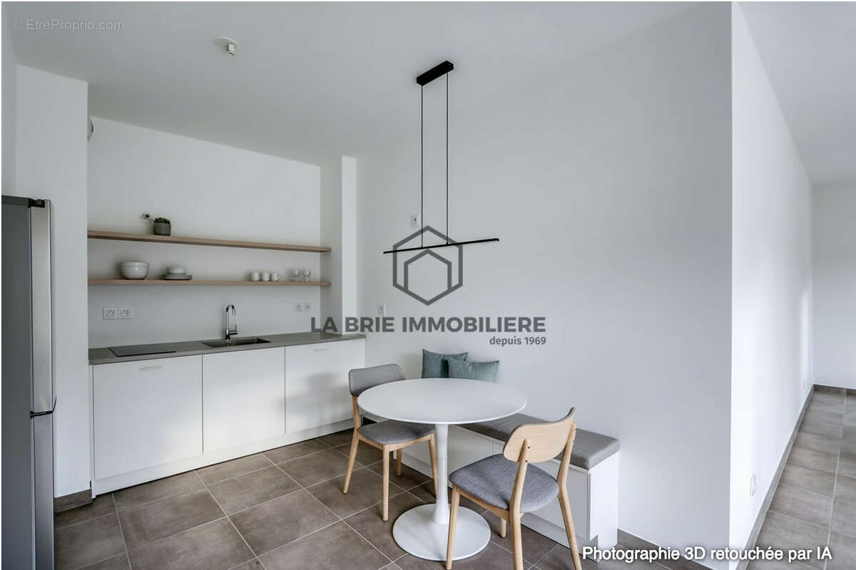 Appartement à EMERAINVILLE