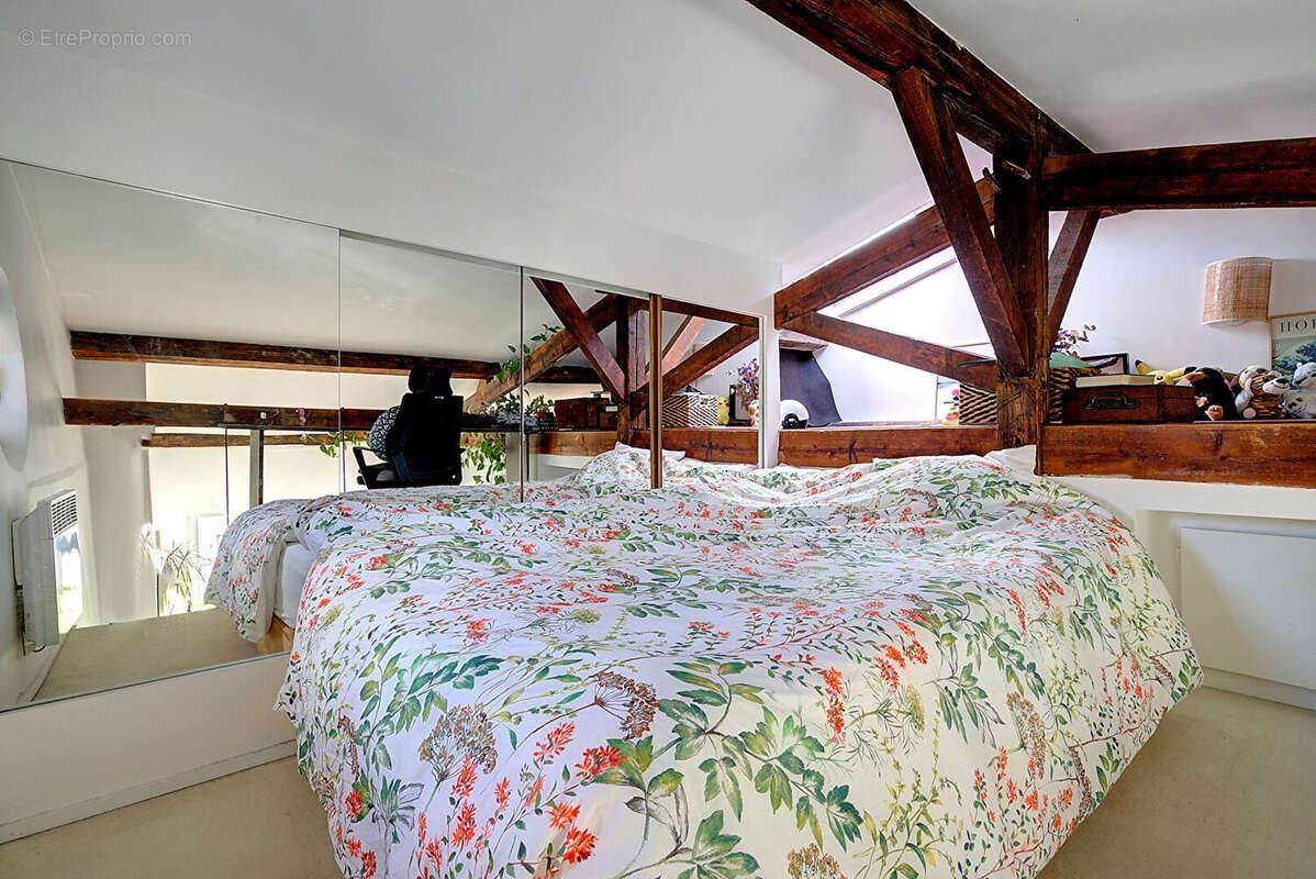Appartement à PARIS-18E
