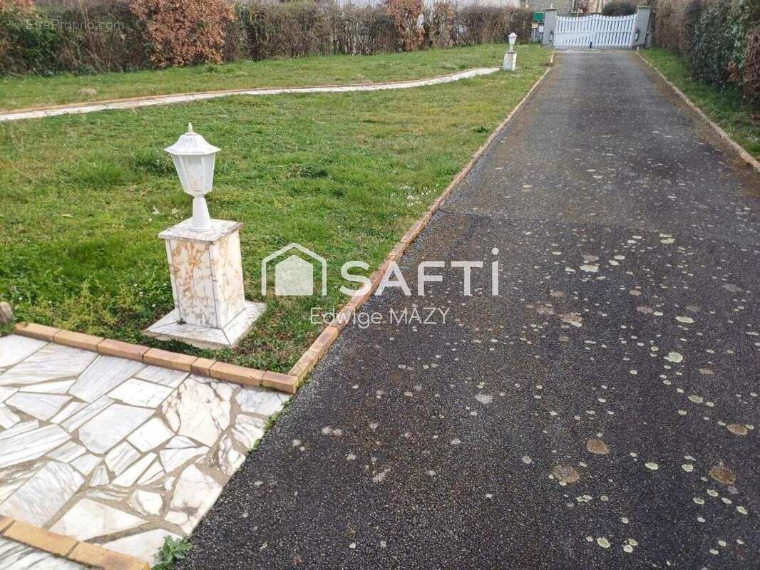 Maison 72 m² à Sannat  - photo 8