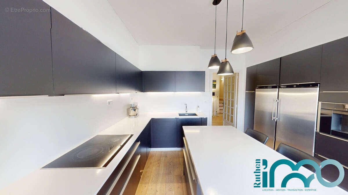 Maison 200 m² à Rieupeyroux  - photo 6