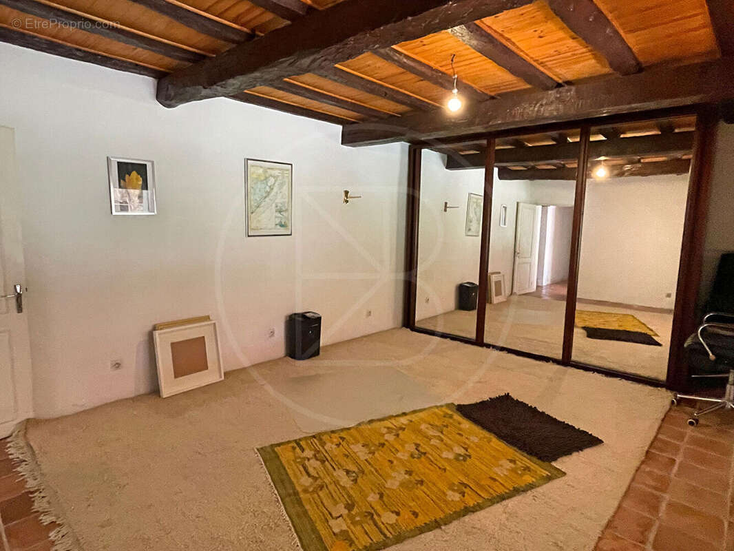 Maison à RAZAC-DE-SAUSSIGNAC