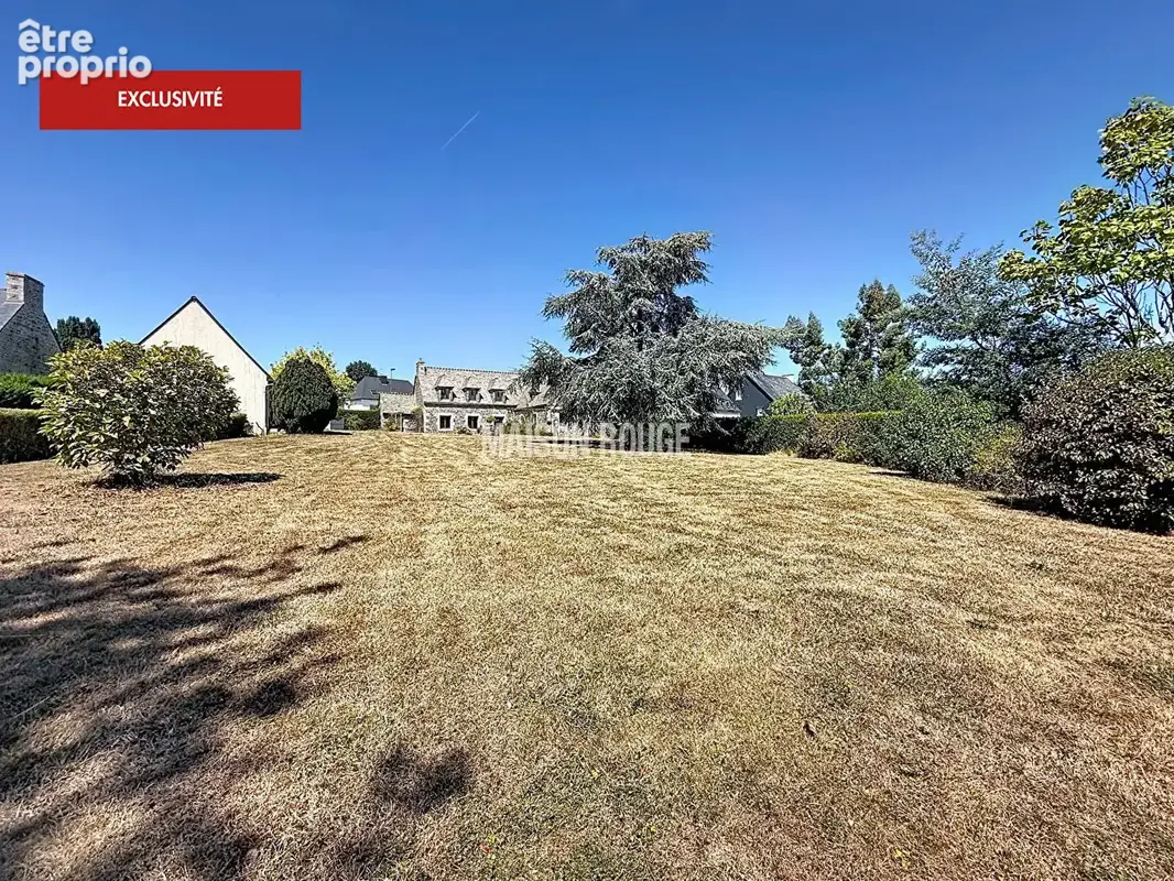 PLEDRAN - Longère en pierre de caractère sur près de 4 000 m² de terrain constructible - photo 17