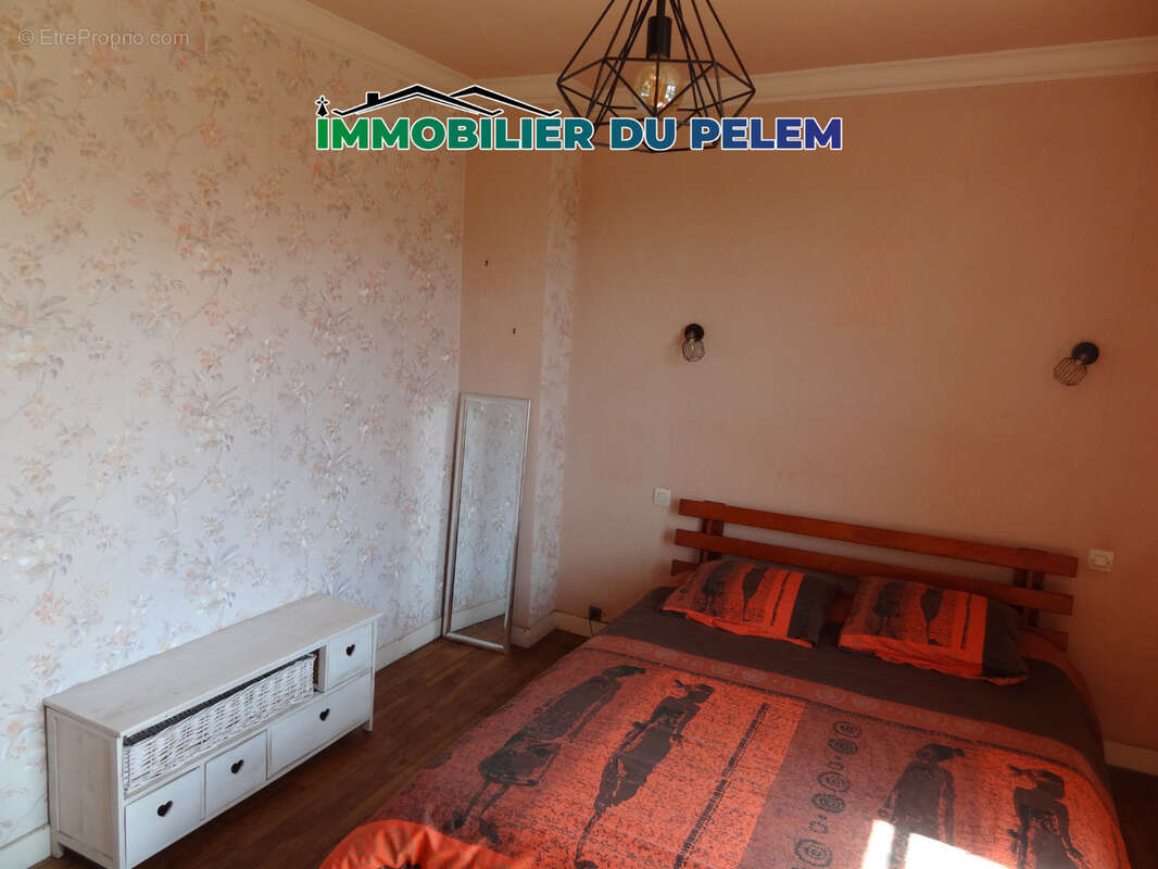 Maison avec jardin clos et garage à proximité des commodités - photo 8