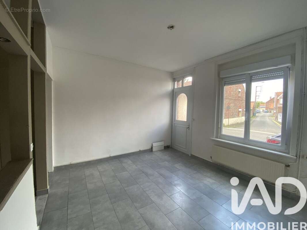 Maison 90 m² à Waziers  - photo 4