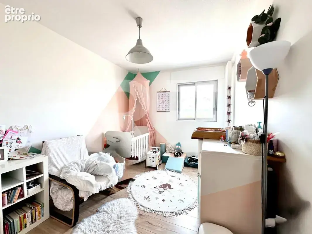 Appartement de type P4 avec terrasse, cave, parking et garage à Nîmes - photo 6