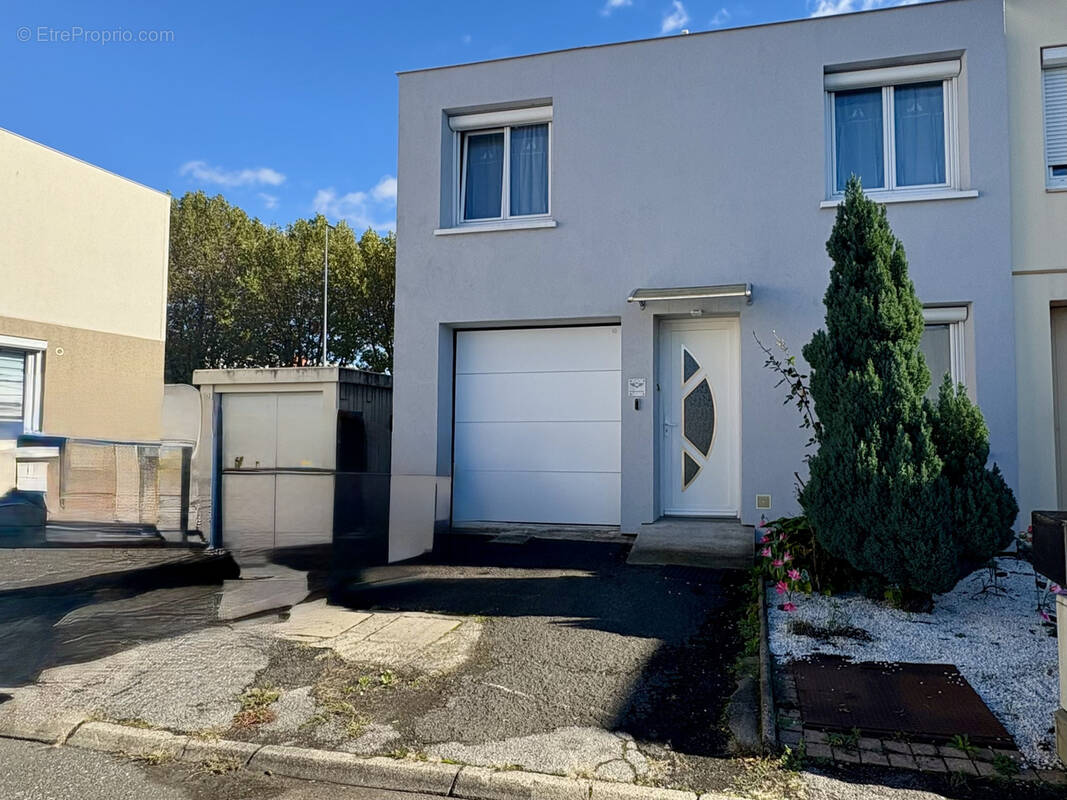 Maison à CLERMONT-FERRAND