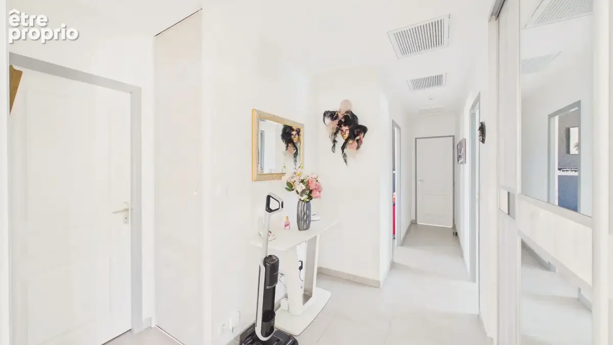 Saint-Laurent-des-Arbres , Villa de plain-pied 136 m² . 3 chambres . Piscine . Garage - photo 14