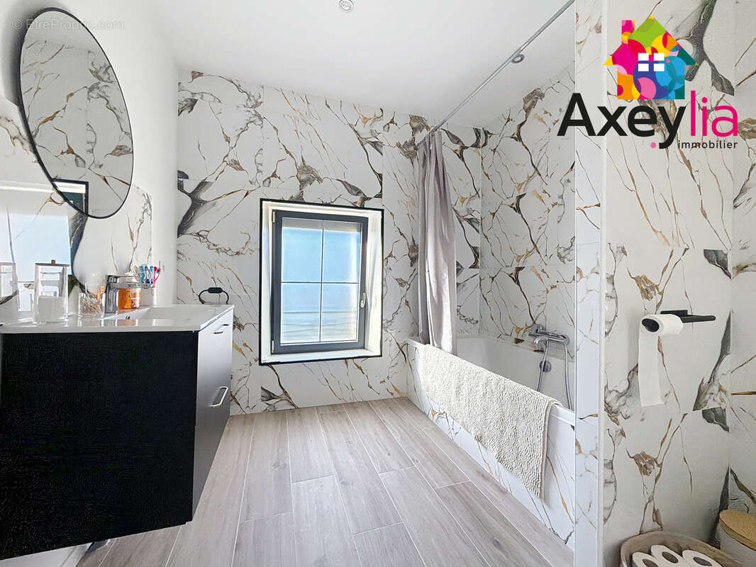 Appartement à AMBIERLE