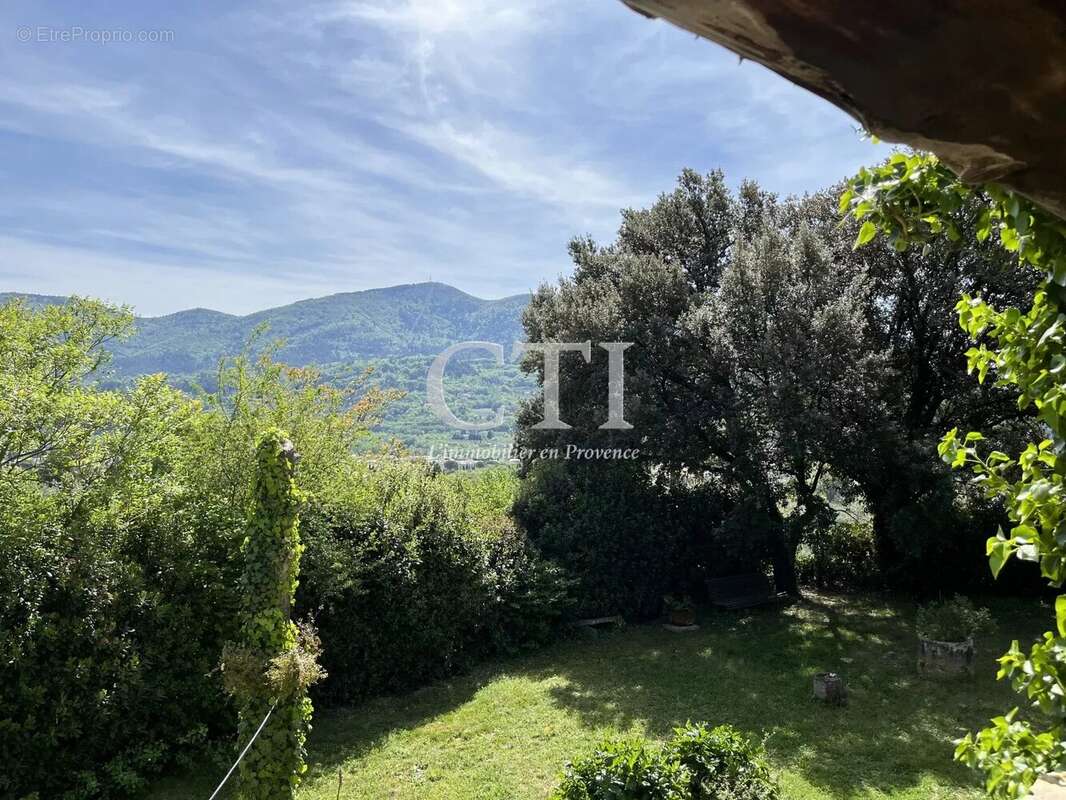 Maison à VAISON-LA-ROMAINE
