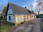 Maison à LES CHAMPEAUX