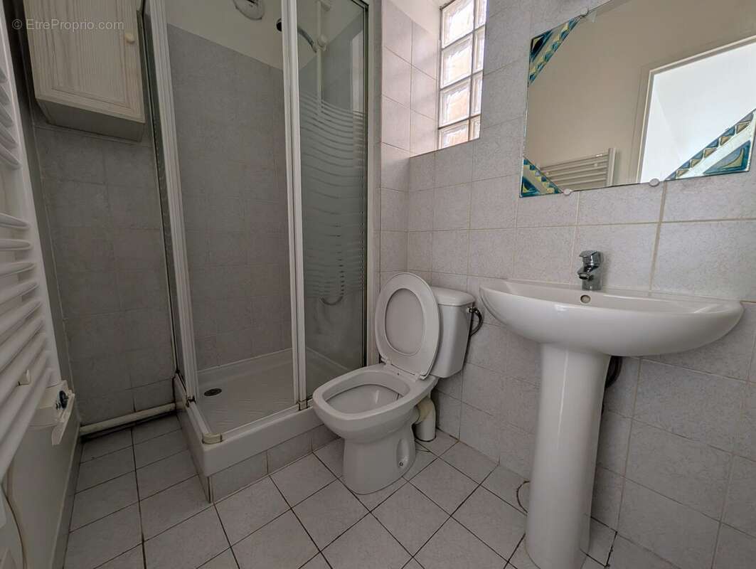 Appartement à LES CLAYES-SOUS-BOIS