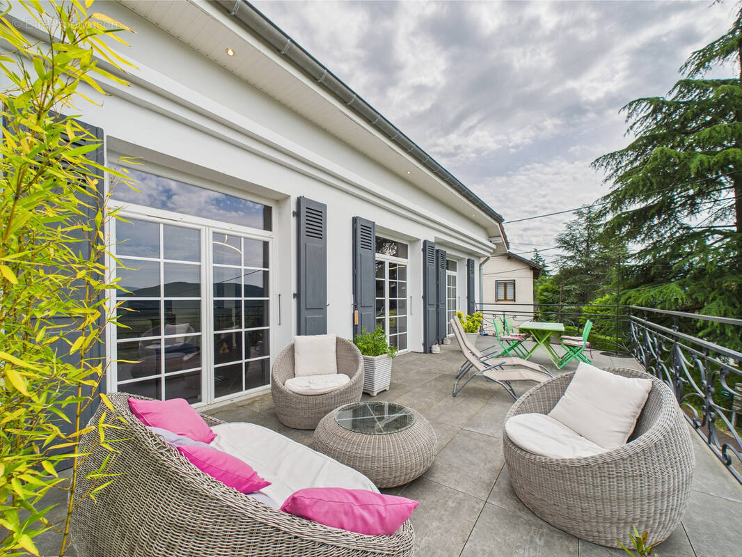 Maison à CHINDRIEUX