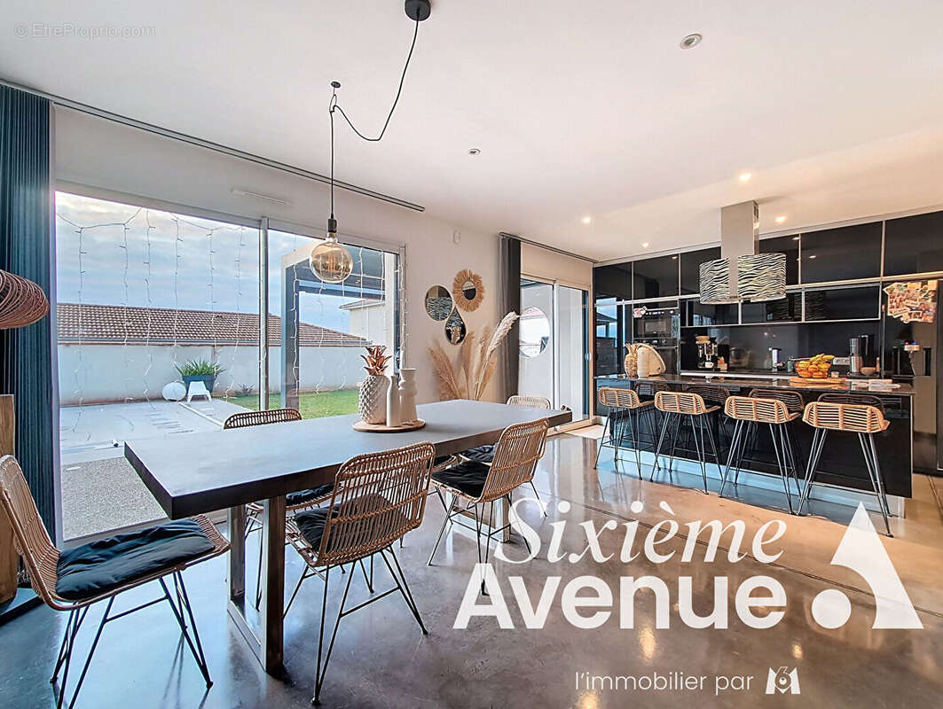 Maison à COLOMBIER-SAUGNIEU