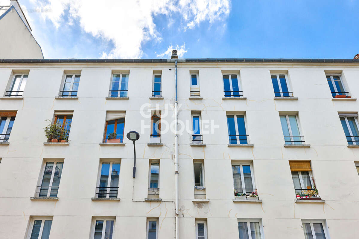 Appartement à PARIS-17E