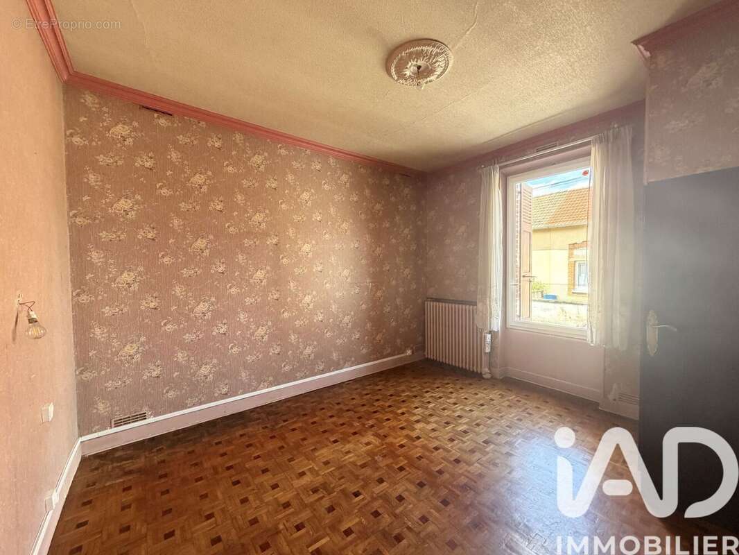 Maison 59 m² à Vierzon  - photo 8