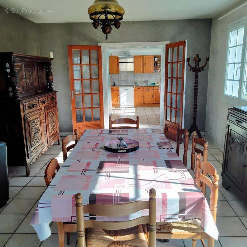 Maison à CARHAIX-PLOUGUER