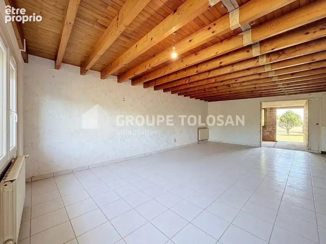 - Maison sur terrain 472m2 - photo 3