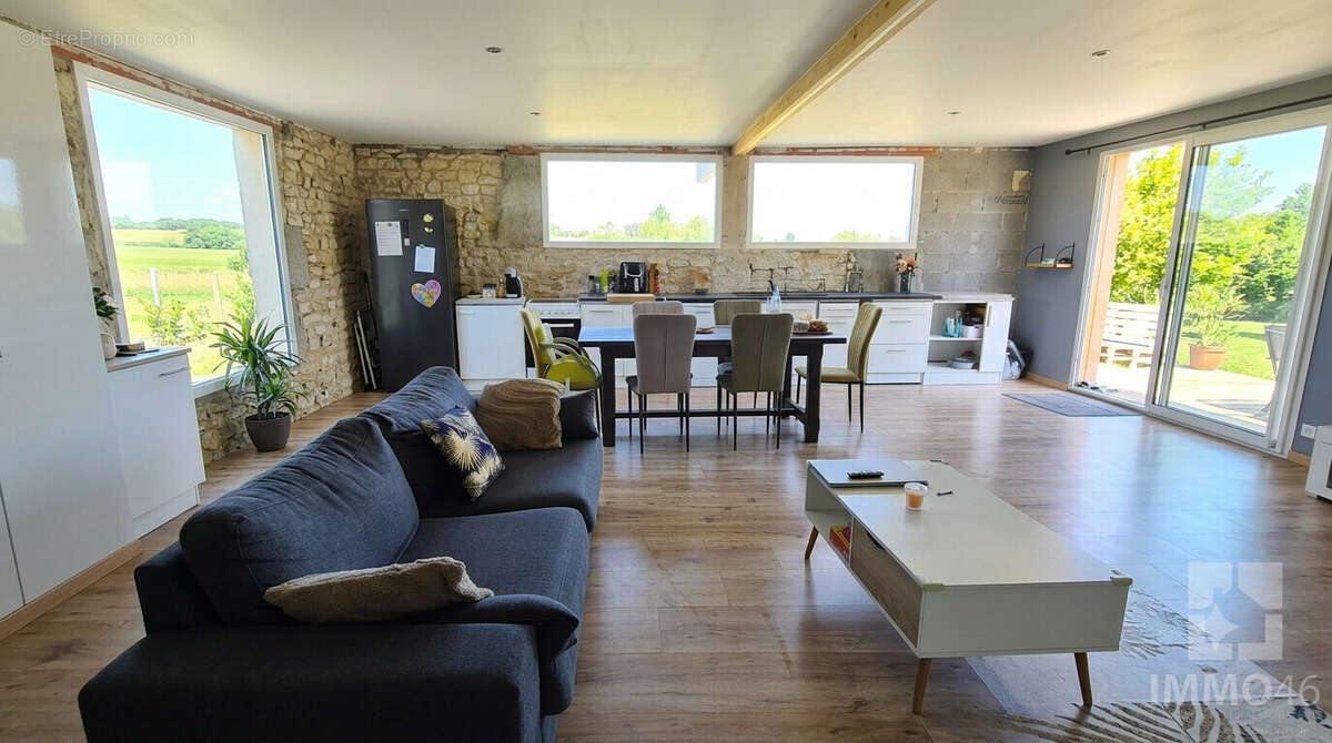 Maison 137 m² à Cahors  - photo 3